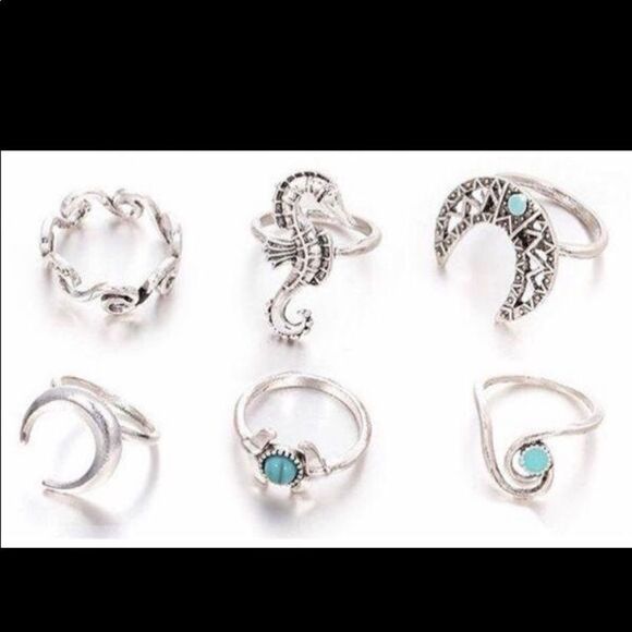 Seaside Midi Knuckle Rings Set
New - Picture 2 of 3
